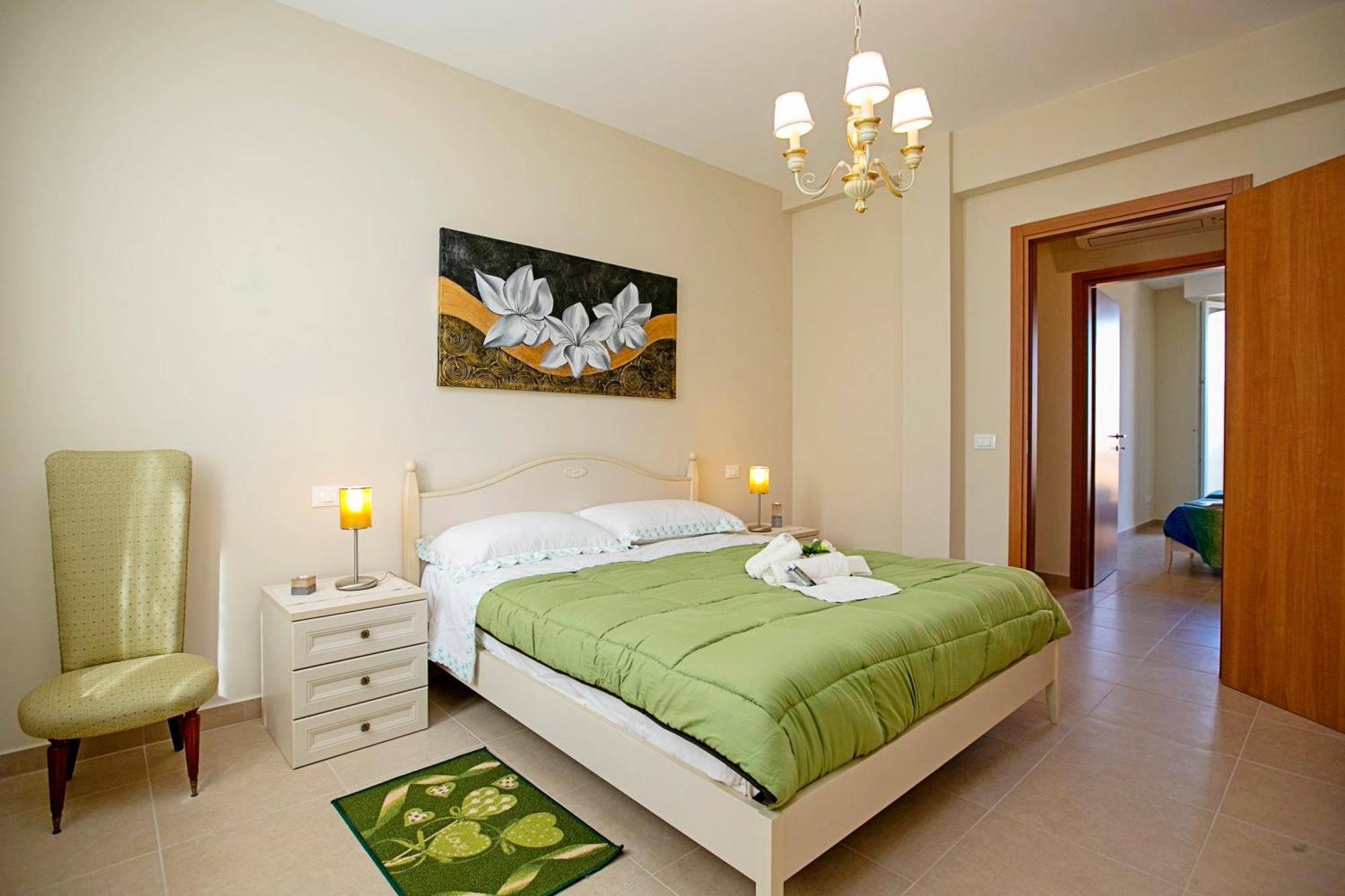 Villa Mimosa - Appartamento 2 - Happy Rentals Desenzano del Garda Eksteriør billede